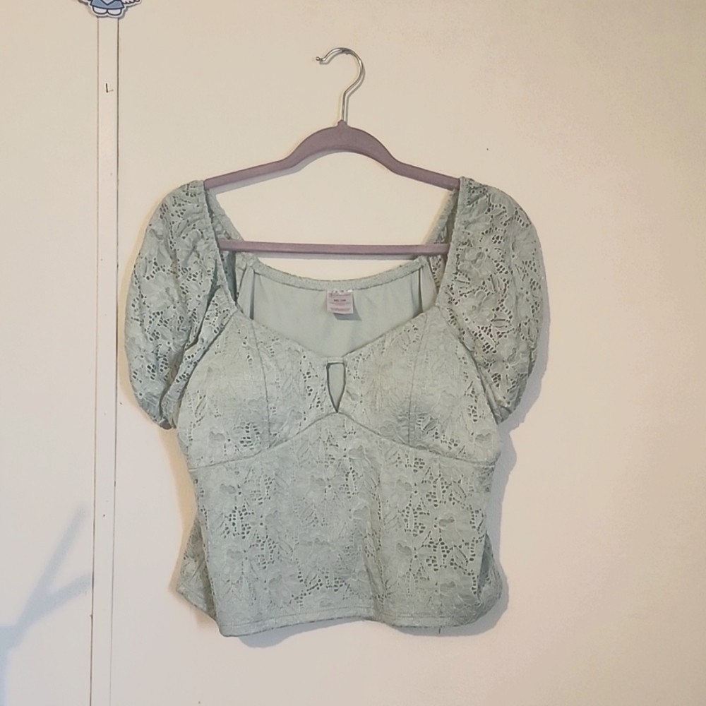 Laced shirt